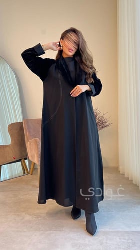 عباية سوداء بقماش الليمار بتداخل المخمل 11169
