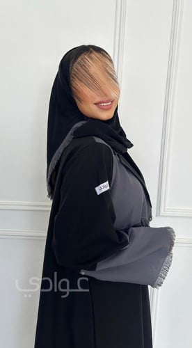 عباية سوداء كلوش رسمية بأطراف شراشيب رمادي - 11127
