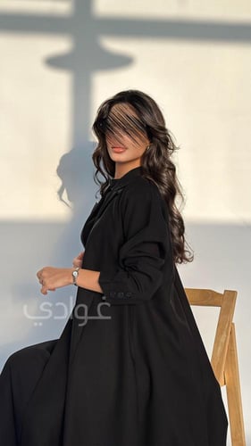 عباية بليزر سوداء يومية بجيوب 11146
