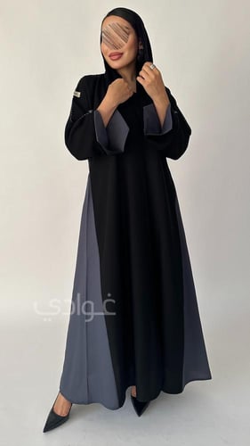 عباية نصف كلوش سوداء مزينة بقيطان مستقيمة واكمام م...