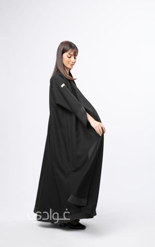 عباية ربع كلوش باللون الاسود - 11066