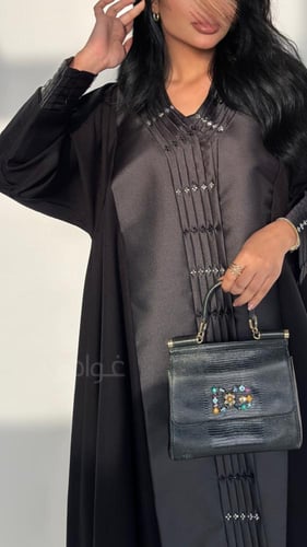 عبايية عيد سوداء كلوش كامل بقماش ليمار و بتداخل ال...