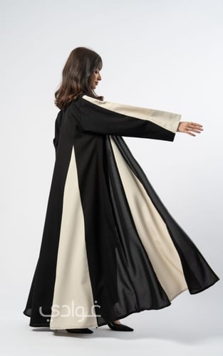 عباية نصف كلوش باللون الاسود بتداخل اللون البيج -...