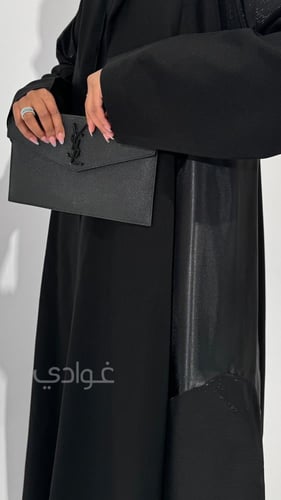 عباية سوداء ربع كلوش بتداخل قماش جاكار وستان - 111...