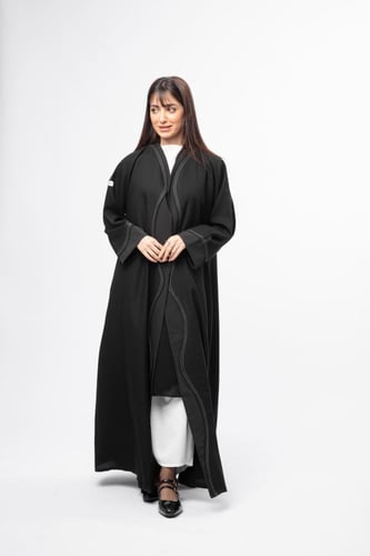 عباية ربع كلوش بتطريز مموج من الامام - 11069