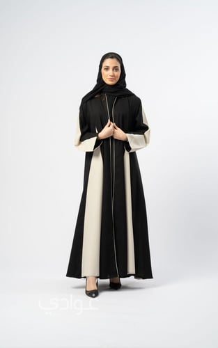 عباية نصف كلوش باللون الاسود بتداخل اللون البيج -...