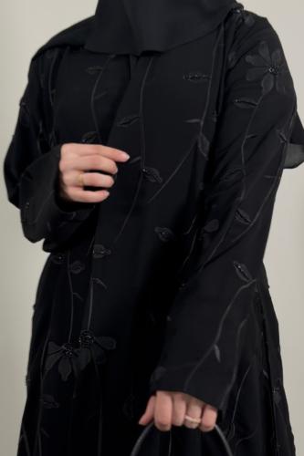 عباية ابتسام