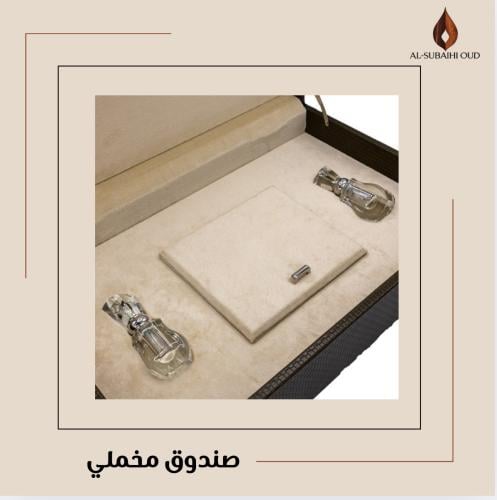 صندوق مخملي كبير
