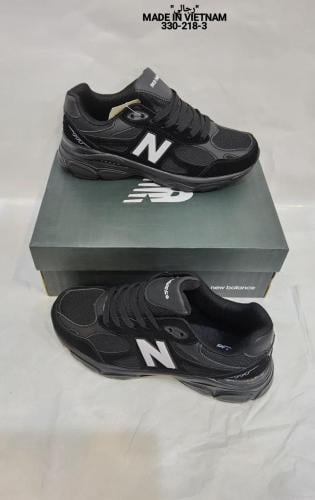 حذاء من ماركه نيوبلانس 990 الرياضي