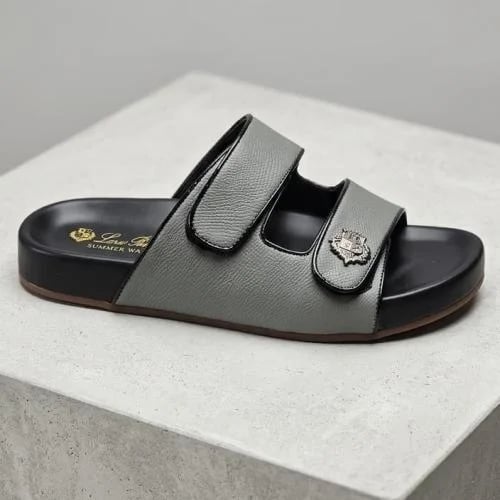اسليبر لورو بيانا (Loro Piana