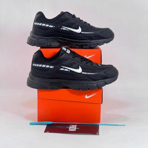 حذاء Nike Initiator