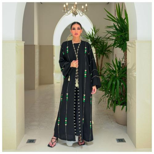Embroidered crepe abaya