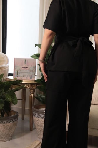 Lady Black