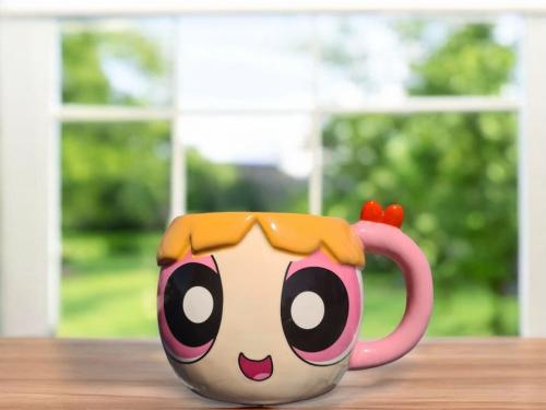 اكواب فتايات القوه