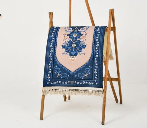 سجادة صلاة مريحة_مبطنة اسفنج طبي 2سم مريح للقدمين...