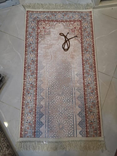 سجادة مزود بالباد