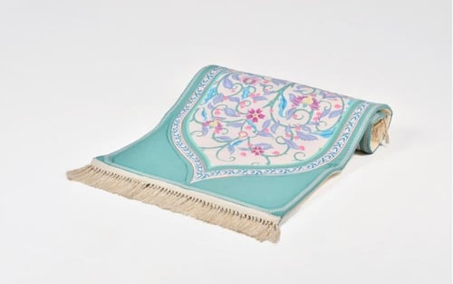 سجادة صلاة مبطن اسفنج سماكة ٢ سم من افخم انواع الق...