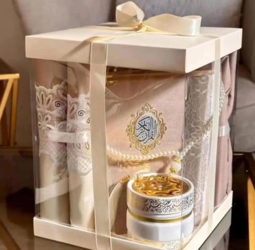 بكس هدايا ايمانية سجادة +شرشف +مصحف+سبحة+مبخرة. 5ق...