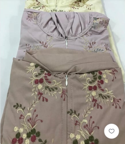 شرشف صلاة سحاب مطرز