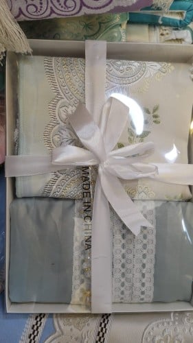 3 قطع سجادة صلاة وشرشف وسبح