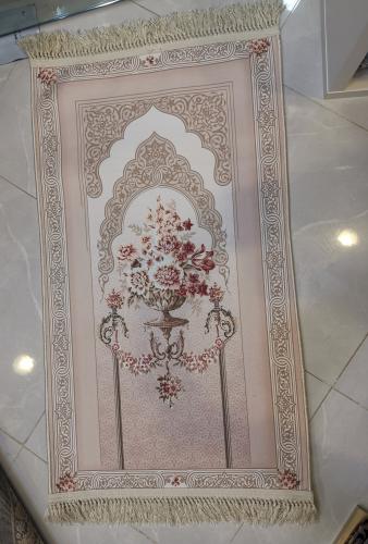 سجادة صلاة مزود بالباد مانع للانزلاق