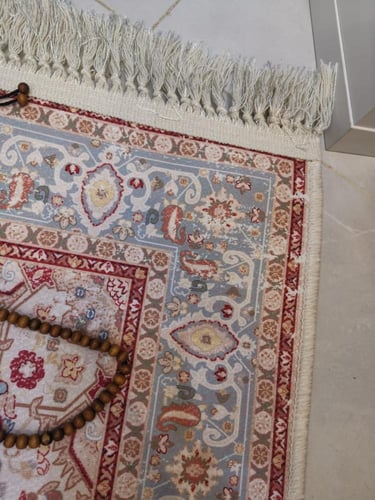 سجادة مزود بالباد