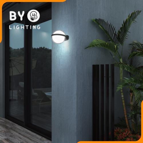 Outdoor wall garden lighting with modern design, 14 watts, yellow lighting