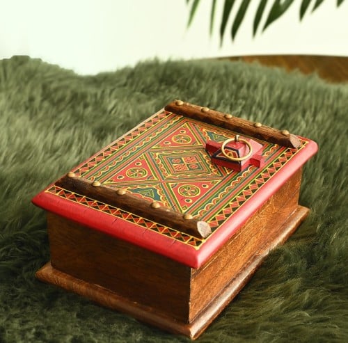 صندوق باب نجدي - وسط