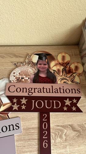 لوحة تخرج (صورتك)