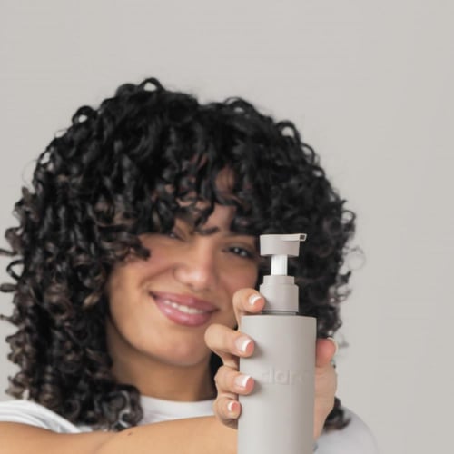 كلارا - بلسم و كريم مرطب ٢ في ١ يترك على الشعر 300...