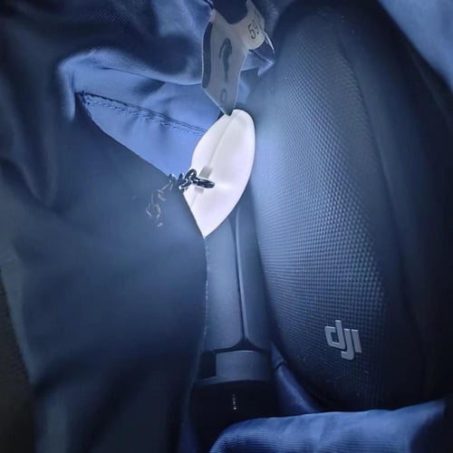 مصباح حقيبة LED على شكل قلب بمستشعر ضوء لتسهيل الع...