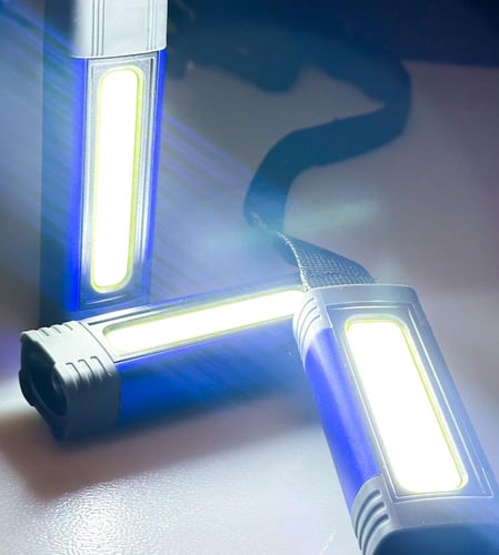 طقم كشافات مع شاحن سريع وإضاءة متعددة المستويات