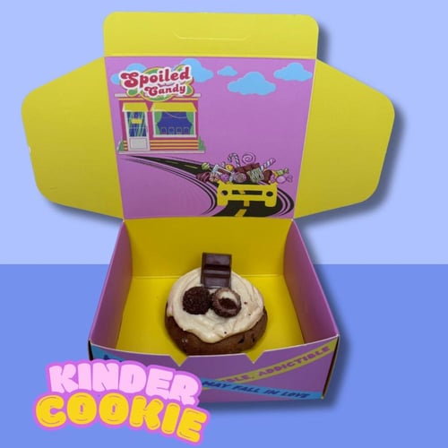Crumbl cookie box - ٦ حبات- جدة فقط