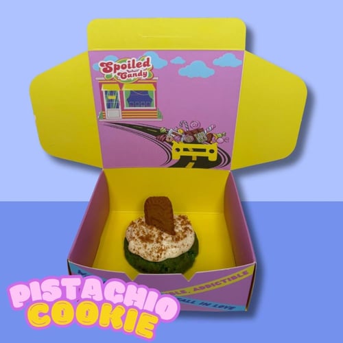 Crumbl cookie box - ٣ حبات- جدة فقط