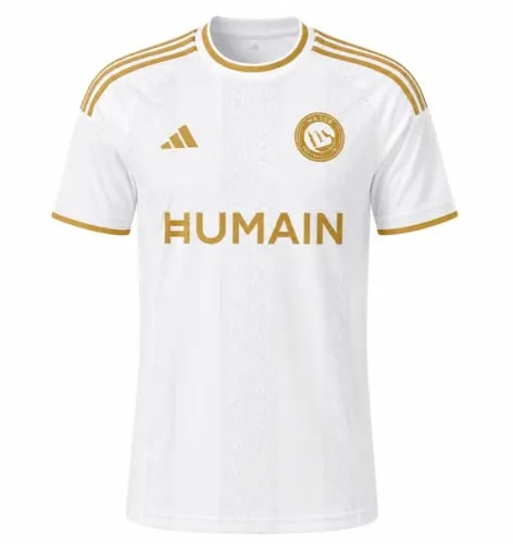 تيشيرت نادي النصر الثالث لموسم 2026/2027