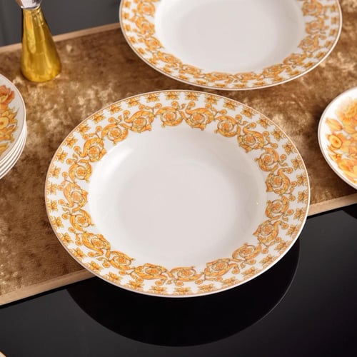 طقم فيرسـاتشـي