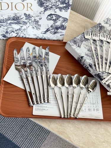 ملاعق ديـور