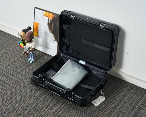 شنطة سفر كاري اون