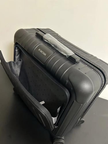 شنطة سفر كاري اون