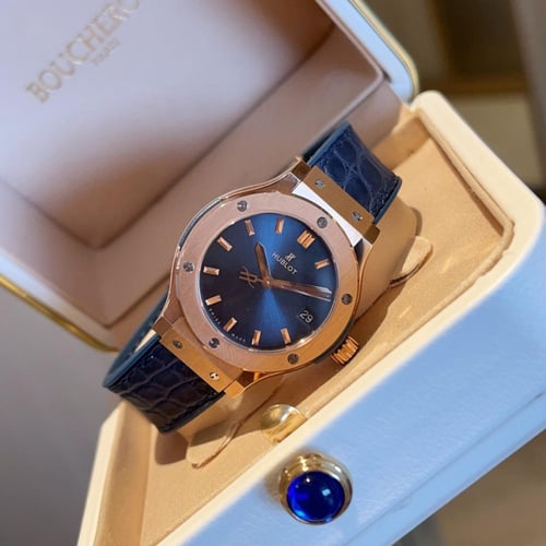 ساعة هـوبلوو