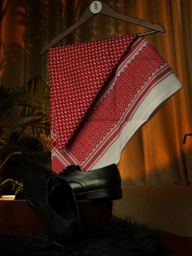 تنسيق العيد شماغ وحذاء جلد ابيض TN2