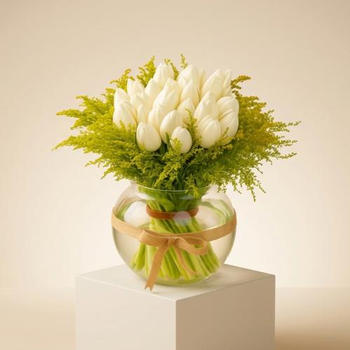tulip vase