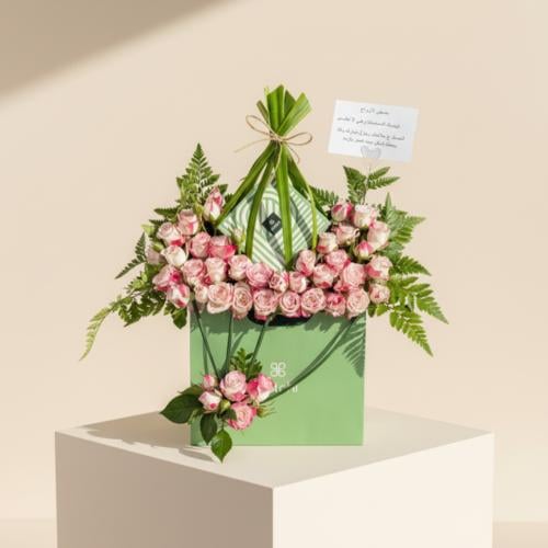 تاج الورد مع شوكولاتة فاخرة