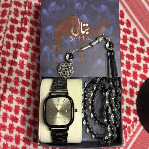 Casio black watch with champagne classic face + fr...