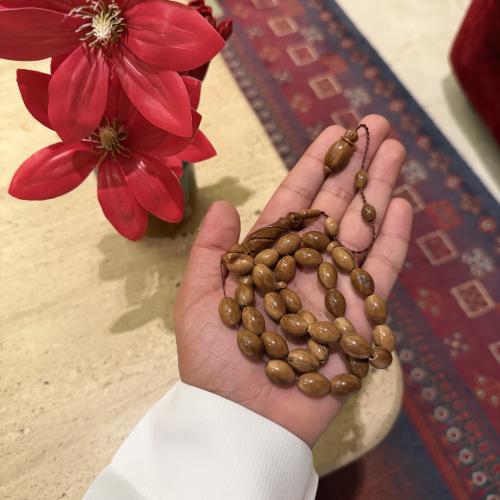 Al Kok rosary, light pine