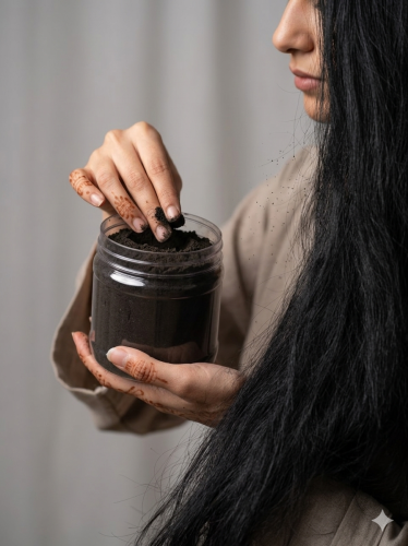 طيب للشعر مطحون برائحه زكيه