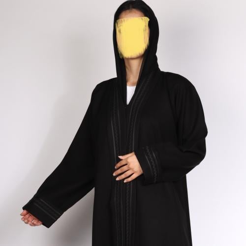 "عباية عملية "