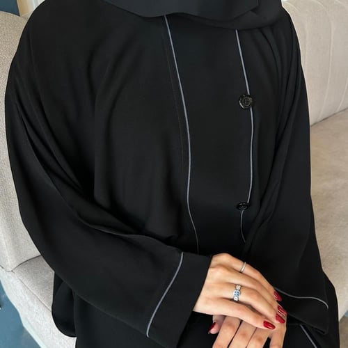 عبايه بشت قماش ملكي