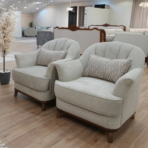 موديل الياس حرف L