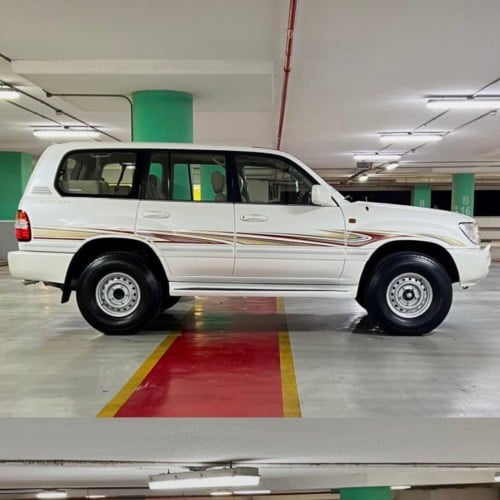 خط لاندكلوزر 2006 صيني